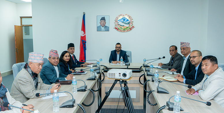 <span class='c1'>असिम शाहको संयोजकत्वमा ‘संविधान संशोधन बहस</span> <span class='c2'>पत्र तयार गर्ने कार्यदल’ बैठक बस्दै</span>