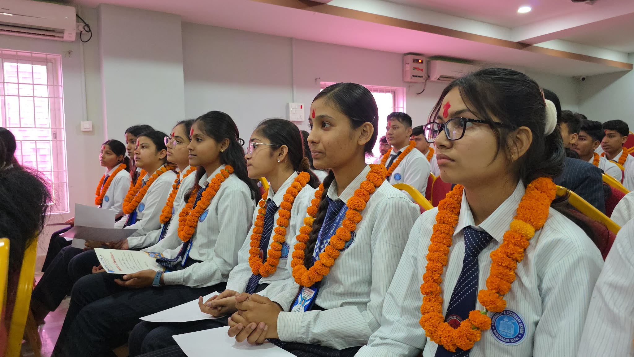 <span class='c1'>शिक्षादीप कलेजका उत्कृष्ट ६२ मेधावी</span> <span class='c2'>विद्यार्थी नगद सहित सम्मानित</span>