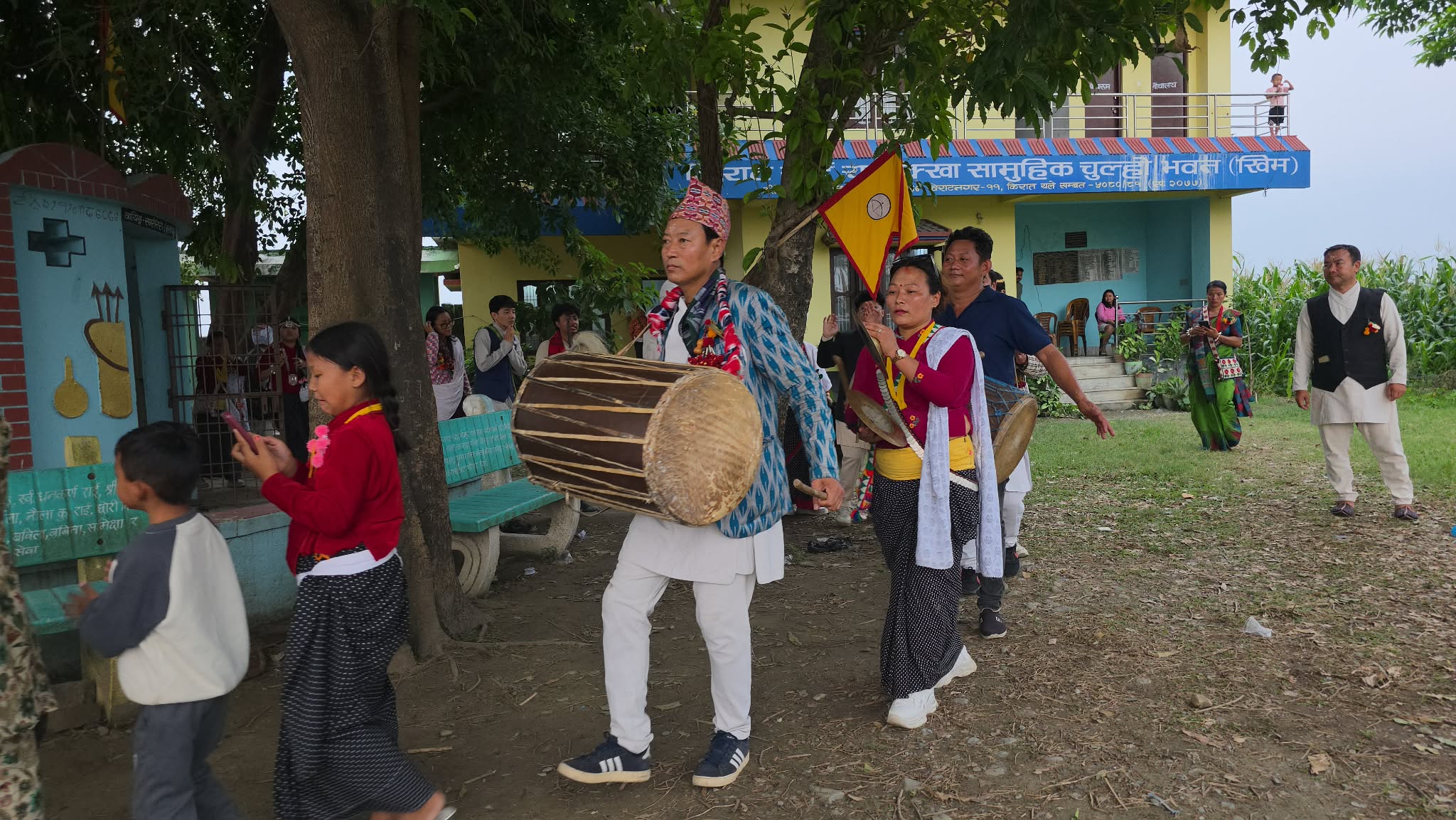 <span class='c1'>विराटनगरमा किरात राई समुदायले उभौली पर्व</span> <span class='c2'>भव्य रूपमा मनाए (फोटो फिचर)</span>