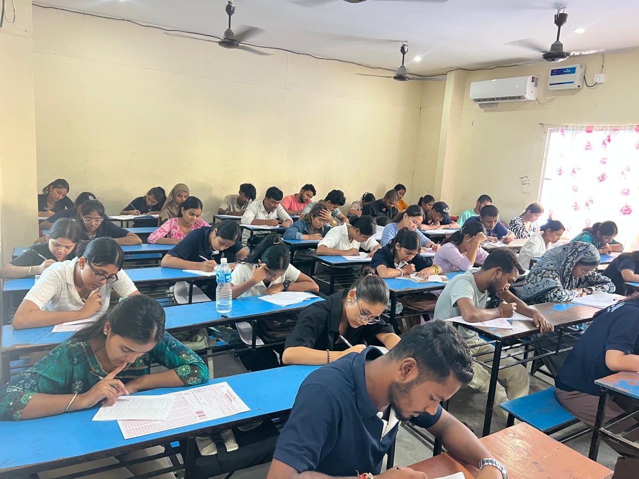 <span class='c1'>विराटनगरमै उत्कृष्ट नतिजासहित संकल्प क्लासेसको मेडिकल–इन्जिनियरिङ</span> <span class='c2'>तयारी कक्षा भोलिदेखि सञ्चालन हुँदै</span>
