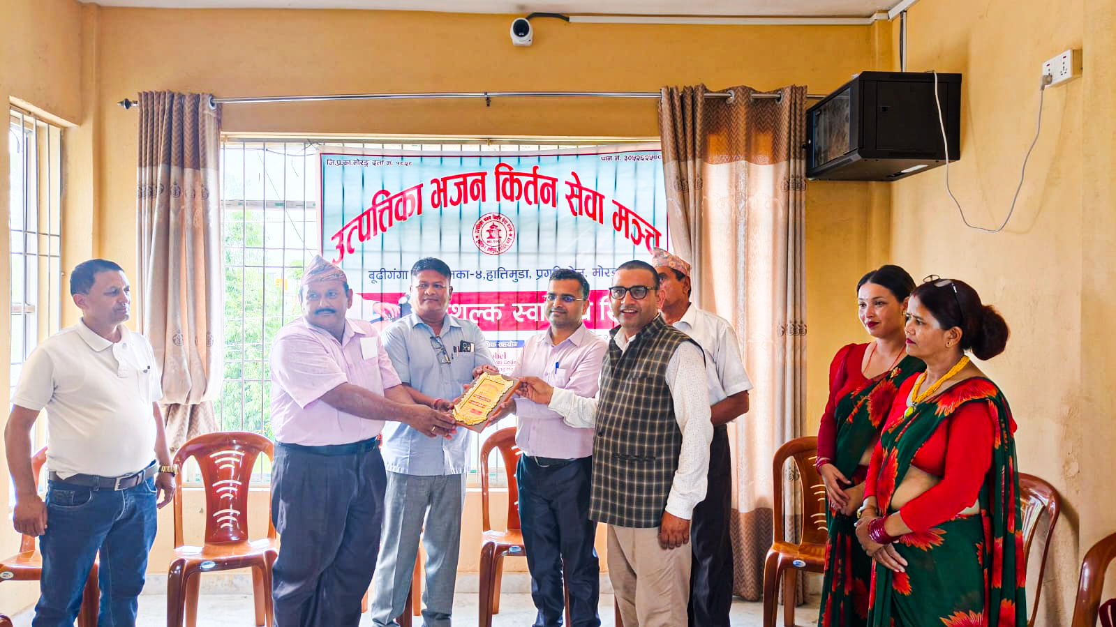 <span class='c1'>बुढीगंगामा नोबेलकाे निःशुल्क स्वास्थ्य शिविर,</span> <span class='c2'>२७५ जनाले लिए सेवा</span>