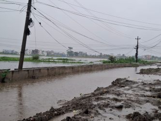 <span class='c1'>दुई वर्षदेखि अधुरो ड्रेन निर्माणले</span> <span class='c2'>बुढीगंगामा डुबान समस्या झन् बढ्यो</span>