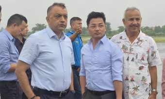 <span class='c1'>जिल्लास्तरीय पार्टी भेलामा सहभागी हुन</span> <span class='c2'>झापा पुगे सभापति थापा</span>