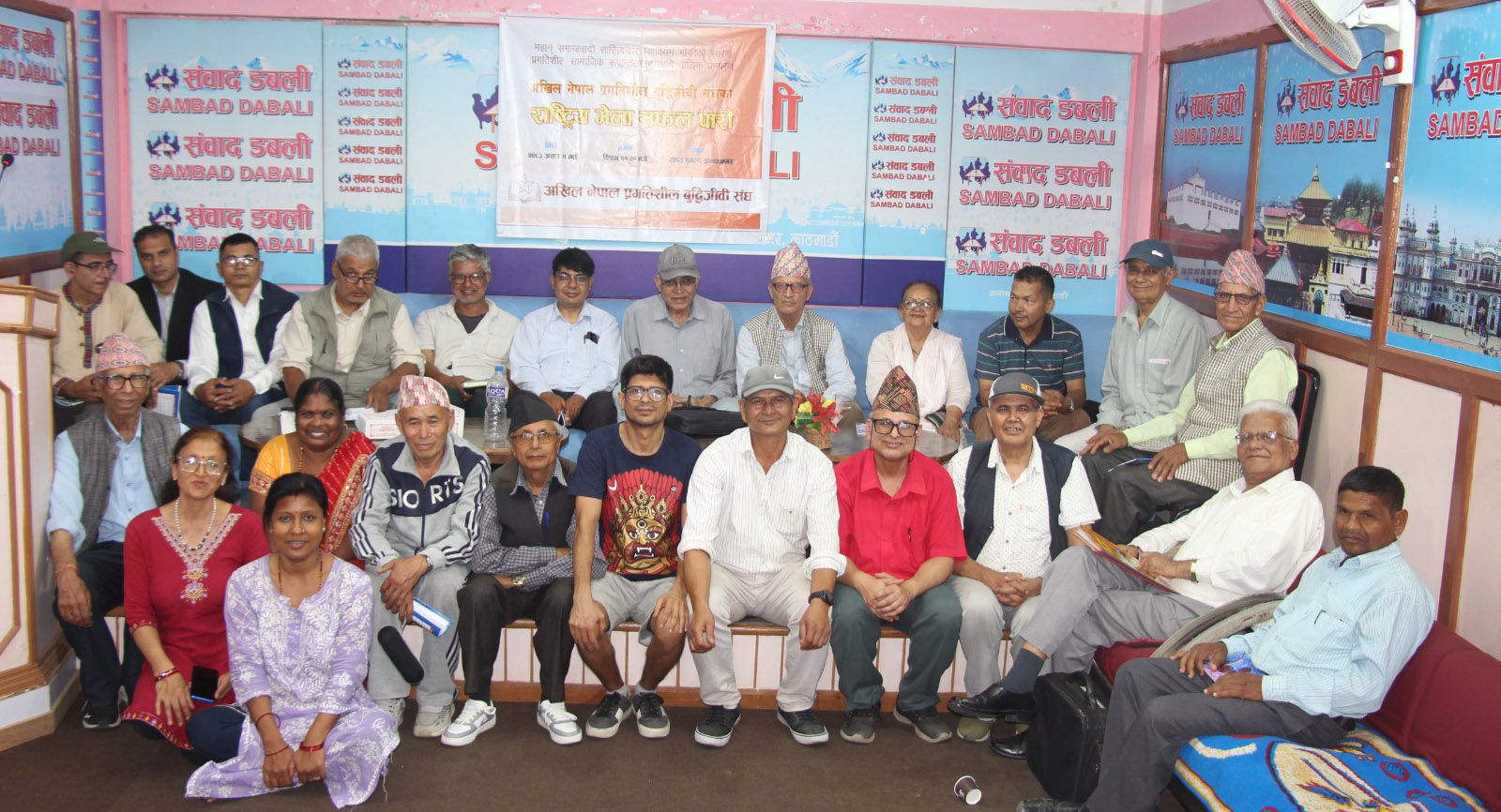 <span class='c1'>अखिल नेपाल प्रगतिशील बुद्धिजिवी</span> <span class='c2'>संघको अध्यक्षमा पोखरेल निर्वाचित</span>