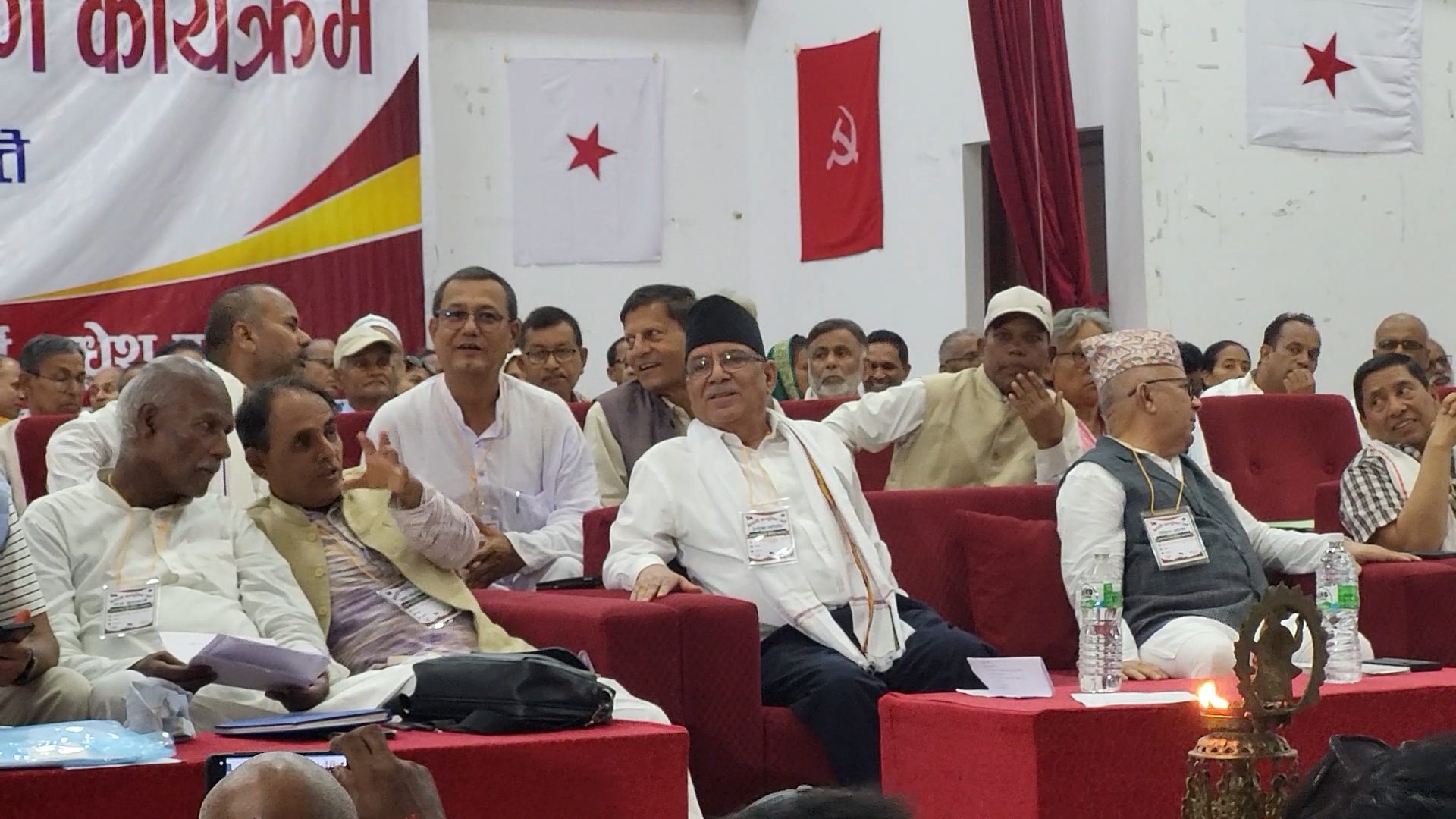 <span class='c1'>मधेशमा पार्टीलाई सुदृढ बनाउन नसकिए ठूलो</span> <span class='c2'>क्षति व्यहोर्नुपर्ने स्थिती आउँछ : प्रचण्ड</span>