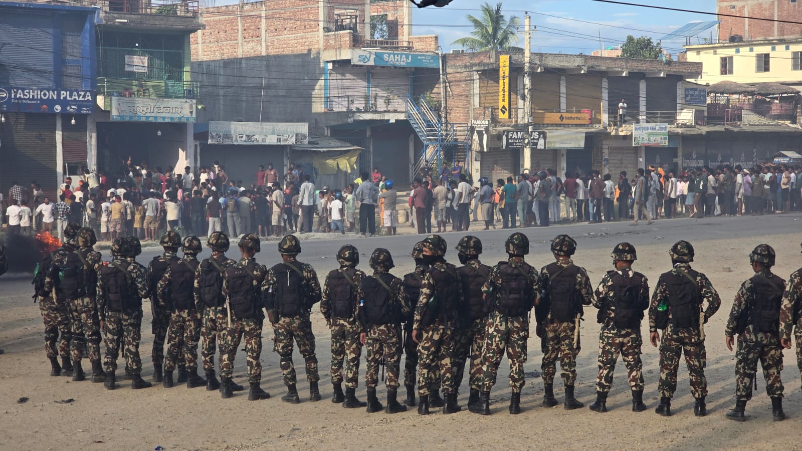 <span class='c1'>गोलबजारको शान्तिपूर्ण प्रदर्शन कसरी</span> <span class='c2'>हिंसात्मक बन्यो ?</span>