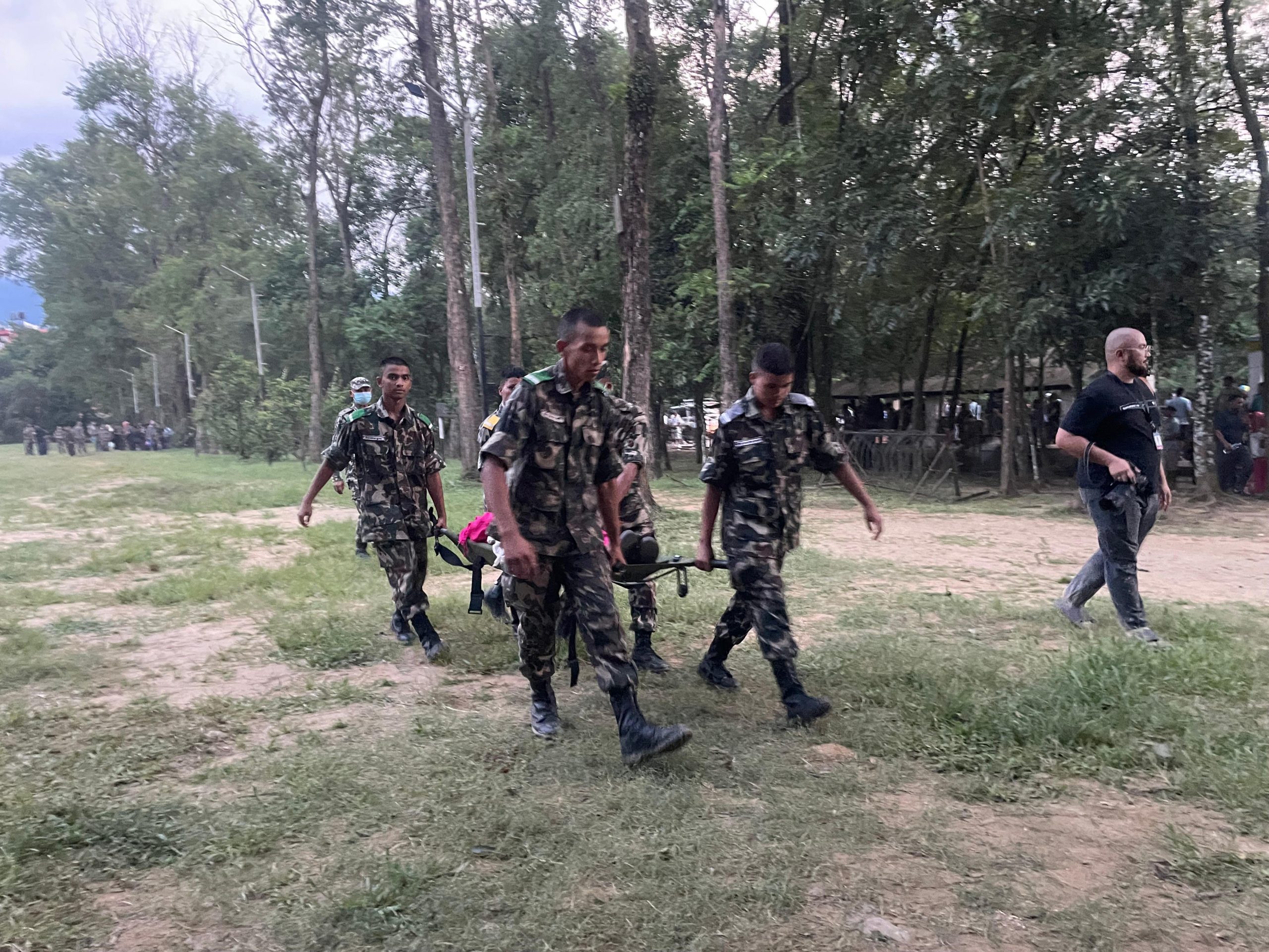 <span class='c1'>रसुवा–भोटेकोशी बाढी अपडेट : मृतकको संख्या</span> <span class='c2'>४६९ पुग्यो, २८ प्रहरी अझै सम्पर्कविहीन</span>