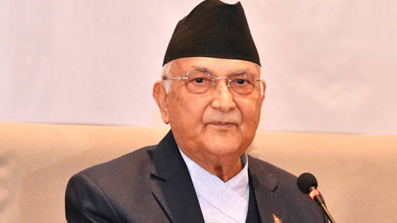 <span class='c1'>नेपालको विविधता राष्ट्रिय सौन्दर्य र</span> <span class='c2'>शक्ति हो : ओली</span>