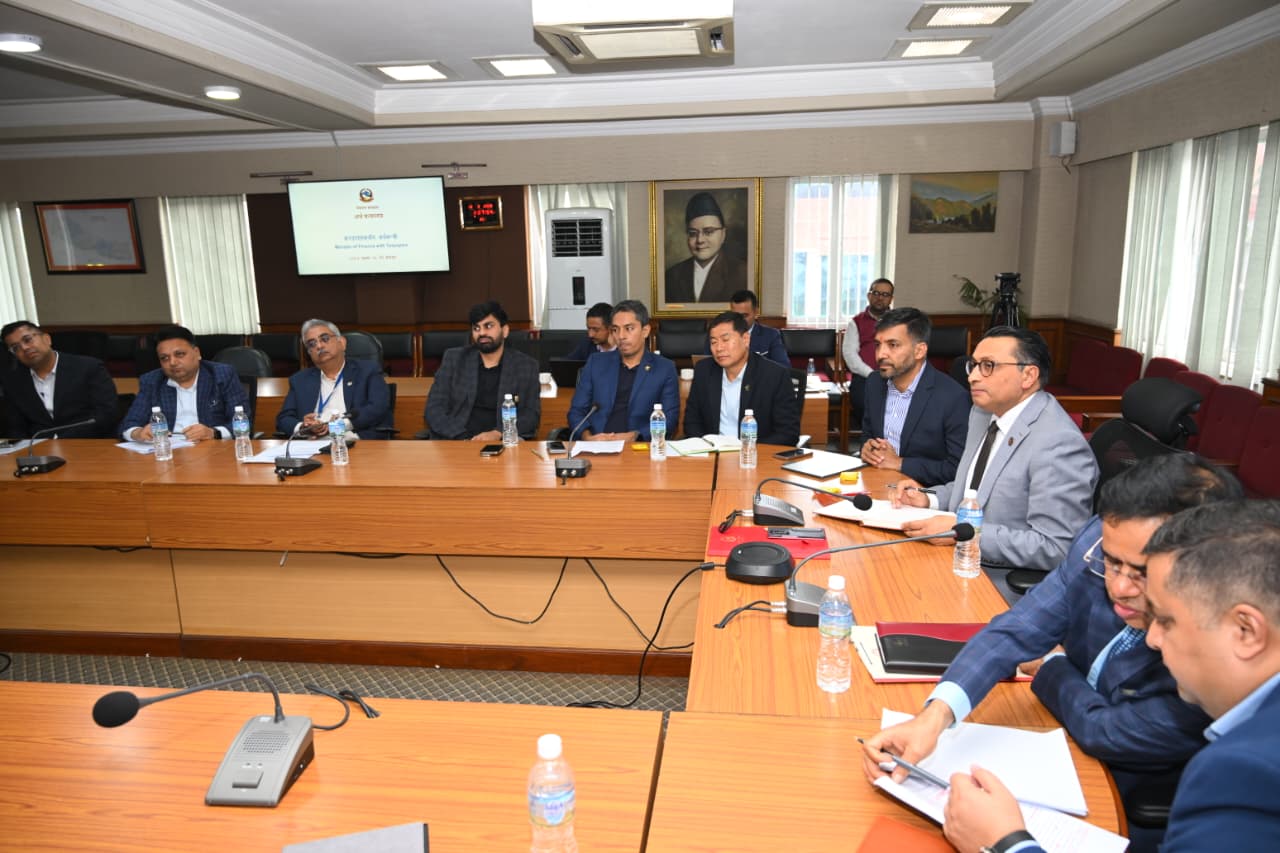 <span class='c1'>सरकारले निजी क्षेत्रलाई शङ्काले होइन, साझेदारका</span> <span class='c2'>रूपमा हेर्छ : अर्थमन्त्री वाग्ले</span>