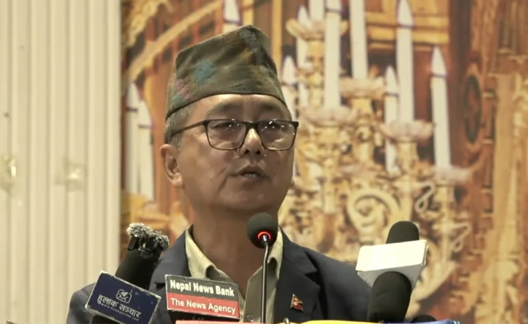 <span class='c1'>मैदानबाट भाग्ने वा लुकेर बस्ने समय होइन,</span> <span class='c2'>एकताबद्ध हुने बेला हो : राजेन्द्र लिङदेन</span>
