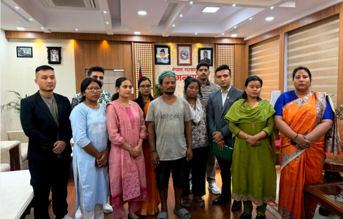 <span class='c1'>गरिमा चौधरीका अभिभावकसँग सरकारको सहमति, न्याय</span> <span class='c2'>र पुनर्निर्माणका लागि तीन बुँदे प्रतिबद्धता</span>