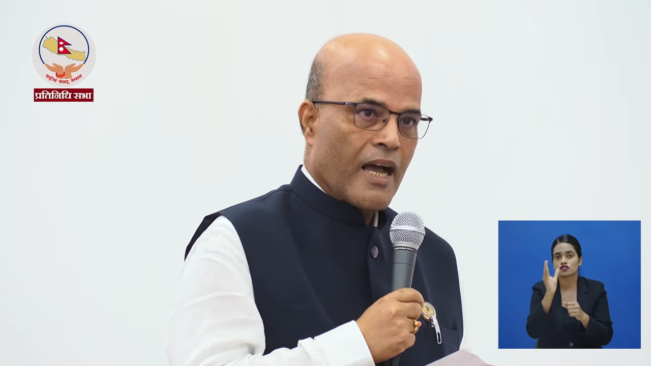 <span class='c1'>मधेशमा सधैं गोली नै किन चल्छ ?</span> <span class='c2'>राज्यको बल प्रयोगमाथि सांसद अमरेश सिंहको प्रश्न</span>