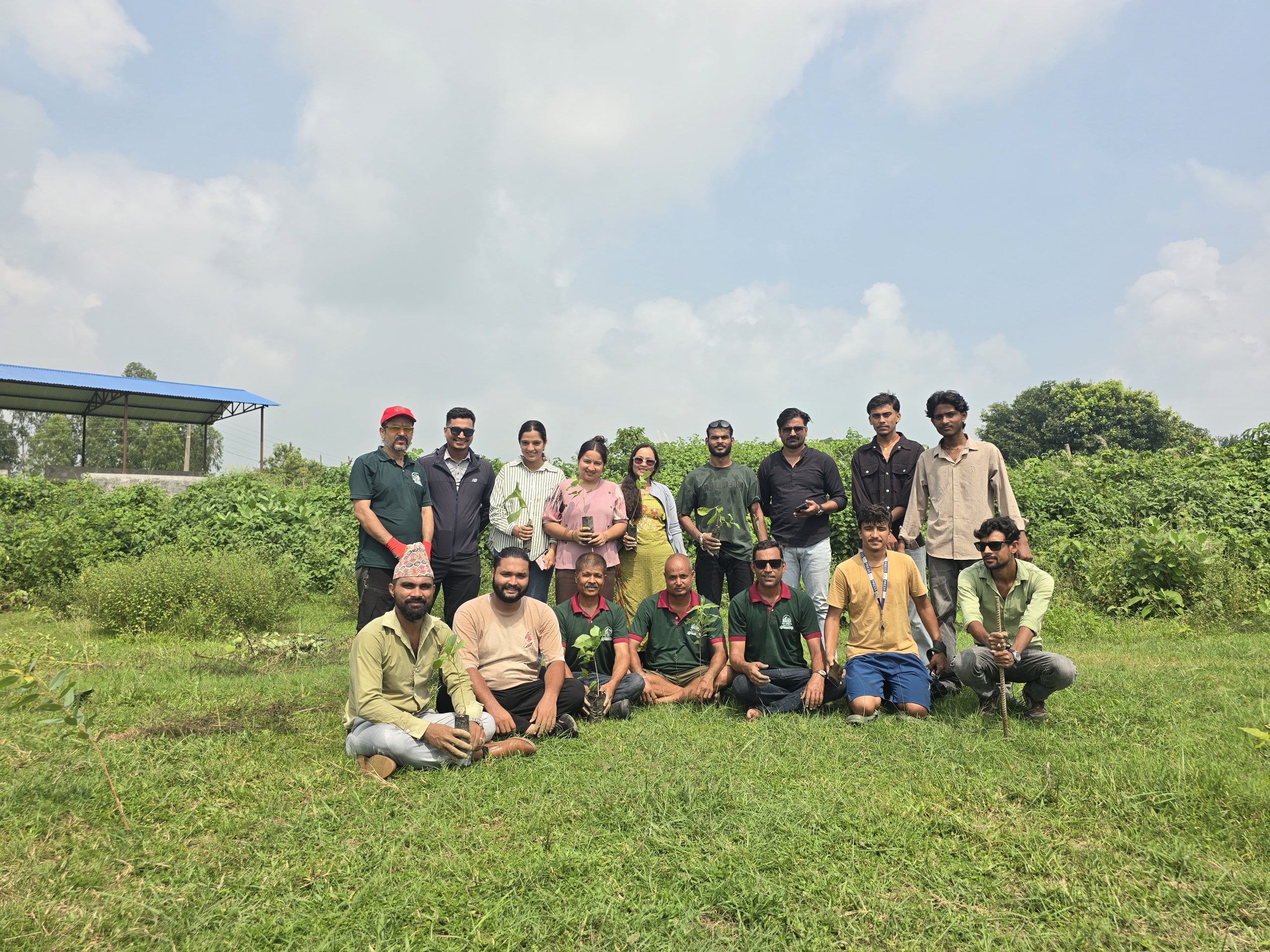 <span class='c1'>जेन्जी सहिदको सम्झनामा विराटनगरमा</span> <span class='c2'>रोपिए ७६ बिरुवा</span>