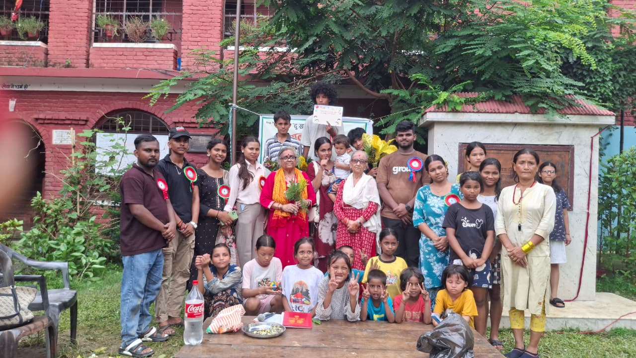 <span class='c1'>शान्ति युवा क्लबद्वारा बाल दिवसमा</span> <span class='c2'>बाल आश्रममा खेलकुद कार्यक्रम</span>
