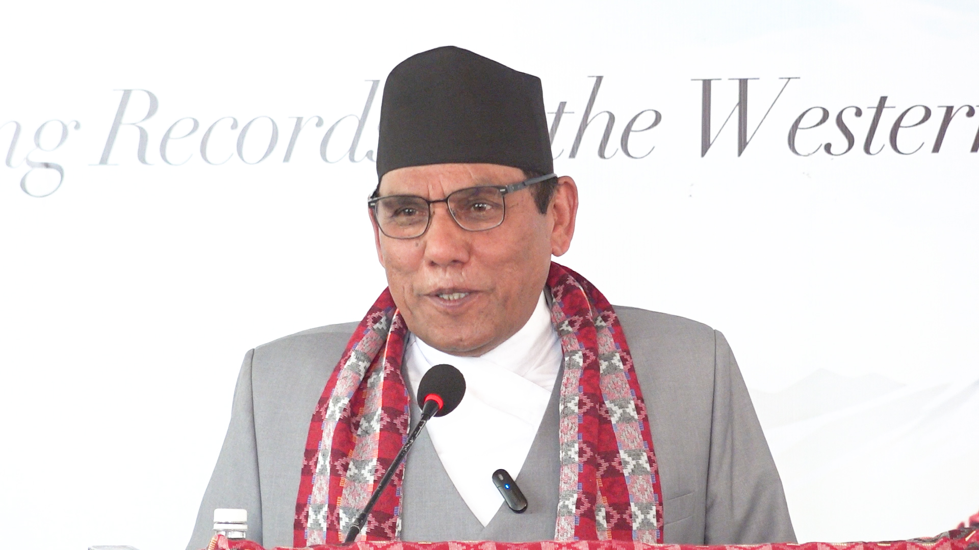 <span class='c1'>‘महान् ताङको पश्चिमी क्षेत्रको अभिलेख’ले नेपाल–चीन सम्बन्ध</span> <span class='c2'>बुझ्न सहयोग गर्छ : अध्यक्ष दाहाल</span>