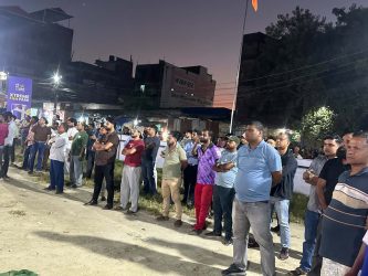 <span class='c1'>विराटनगरको पुरानो गुद्रीमा एनपीएलको रौनक, ठूलो एलईडी</span> <span class='c2'>स्क्रिनमा निःशुल्क खेल हेर्न दर्शकको भीड</span>