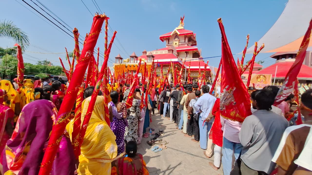 <span class='c1'>विराटनगरदेखि रङ्गेलीसम्म दसौँ निशान</span> <span class='c2'>यात्रा भव्य रूपमा सम्पन्न</span>